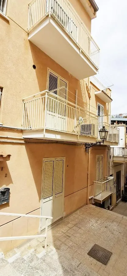 Casa Valentina A 100 M Dal Mare Apartment Santa Flavia Italy