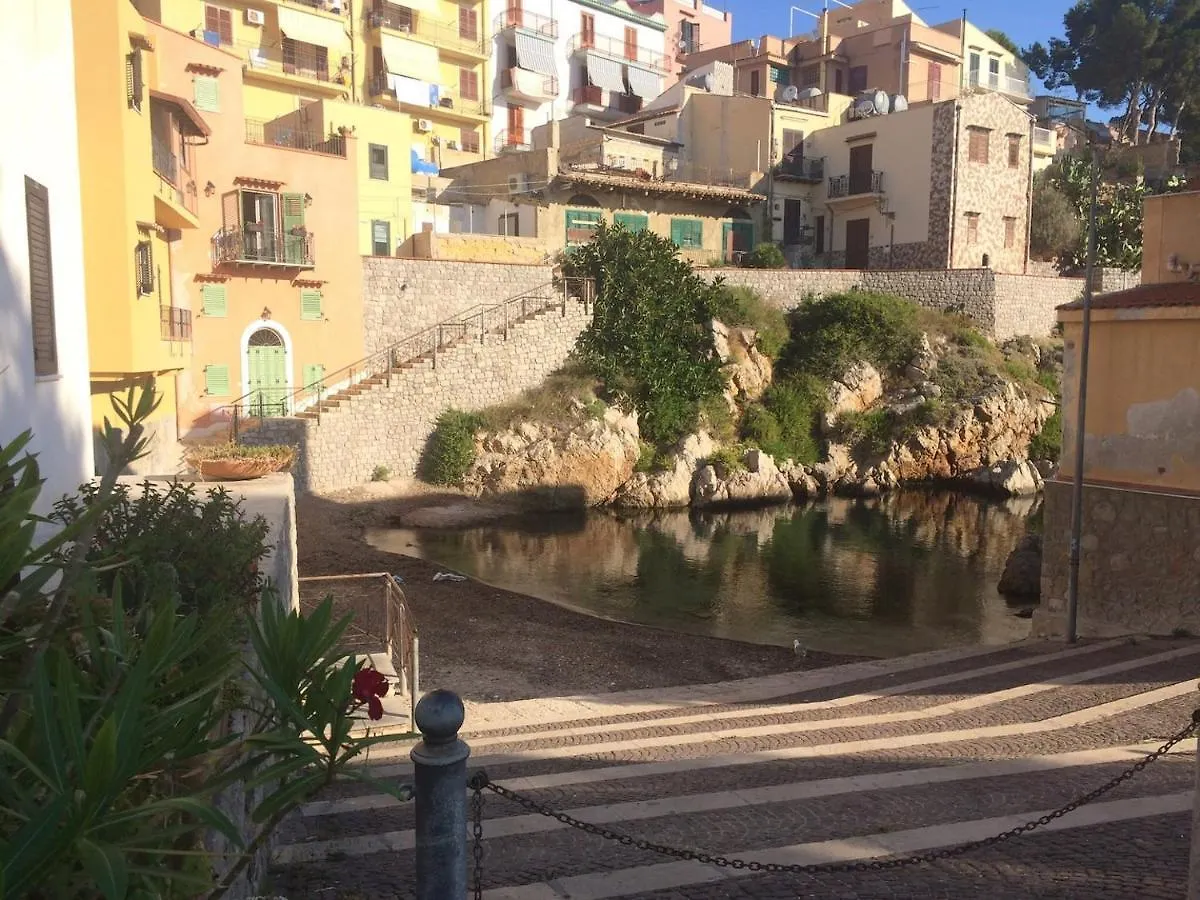 Casa Valentina A 100 M Dal Mare Apartment Santa Flavia