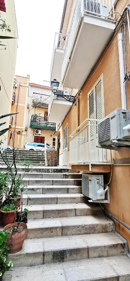 Casa Valentina A 100 M Dal Mare Apartment Santa Flavia Italy
